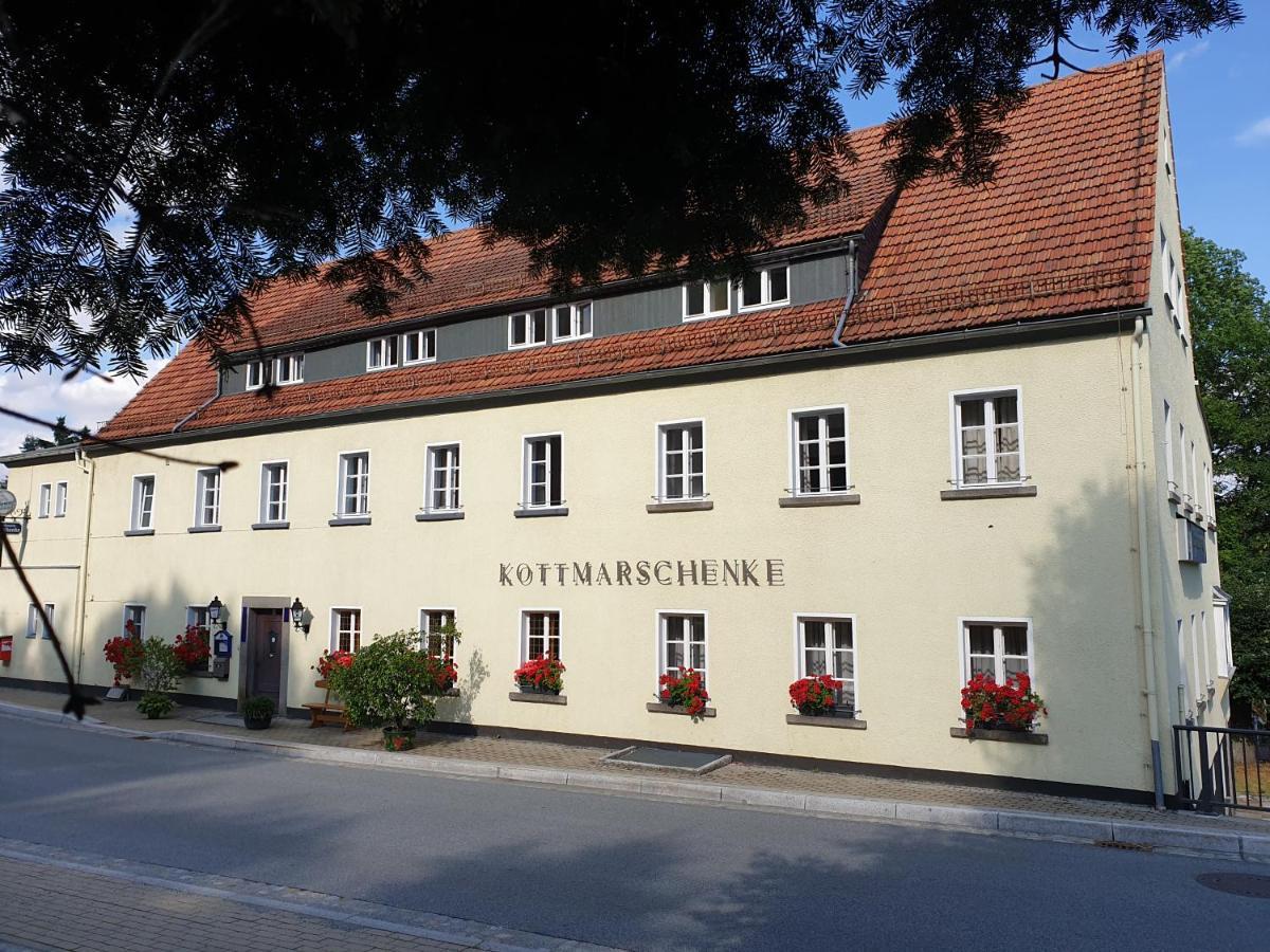 Kottmarschenke - Gaestezimmer Und Ferienwohnung Am Kottmar Eksteriør bilde